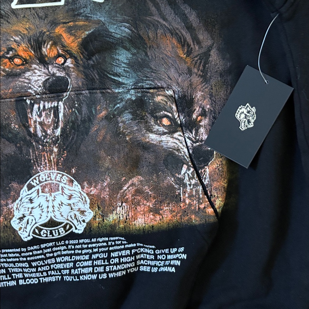 Darc Sport Black Wolves Hoodie Size: Medium NWT - Picture 7 of 7